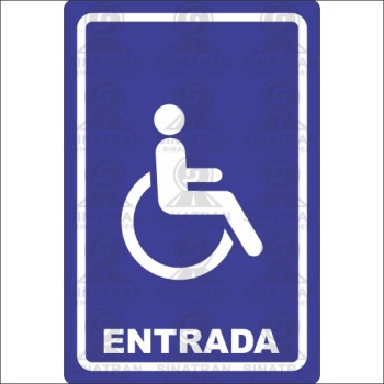 Entrada adaptada para deﬁcientes  